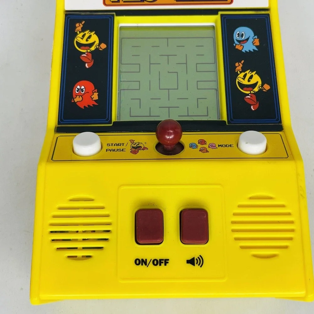 Bandai Namco PACMAN Retro Mini Arcade Handheld Game Classic Tested